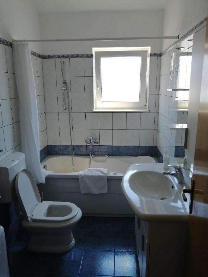 Goga Apartments 普利莫顿 外观 照片
